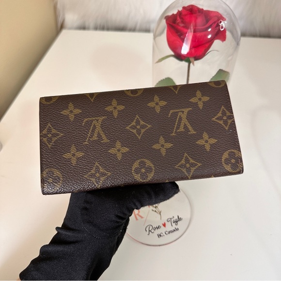 S⭕️LD. Vintage Louis Vuitton Wallet - Picture 2 of 11